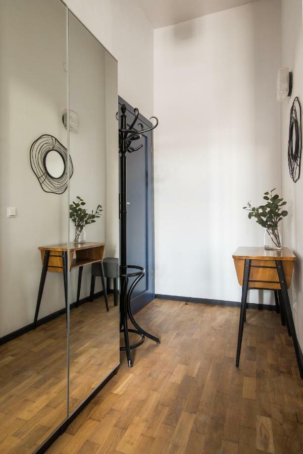 Apartament Nowy świat 28 3*